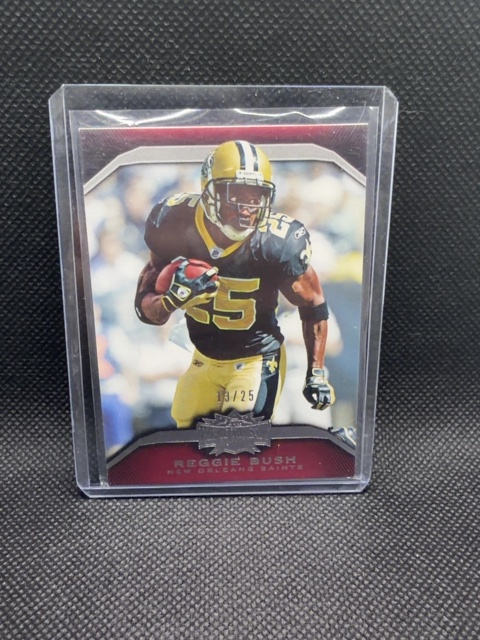 Reggie Bush /25 2010 Topps Triple Threads Saints